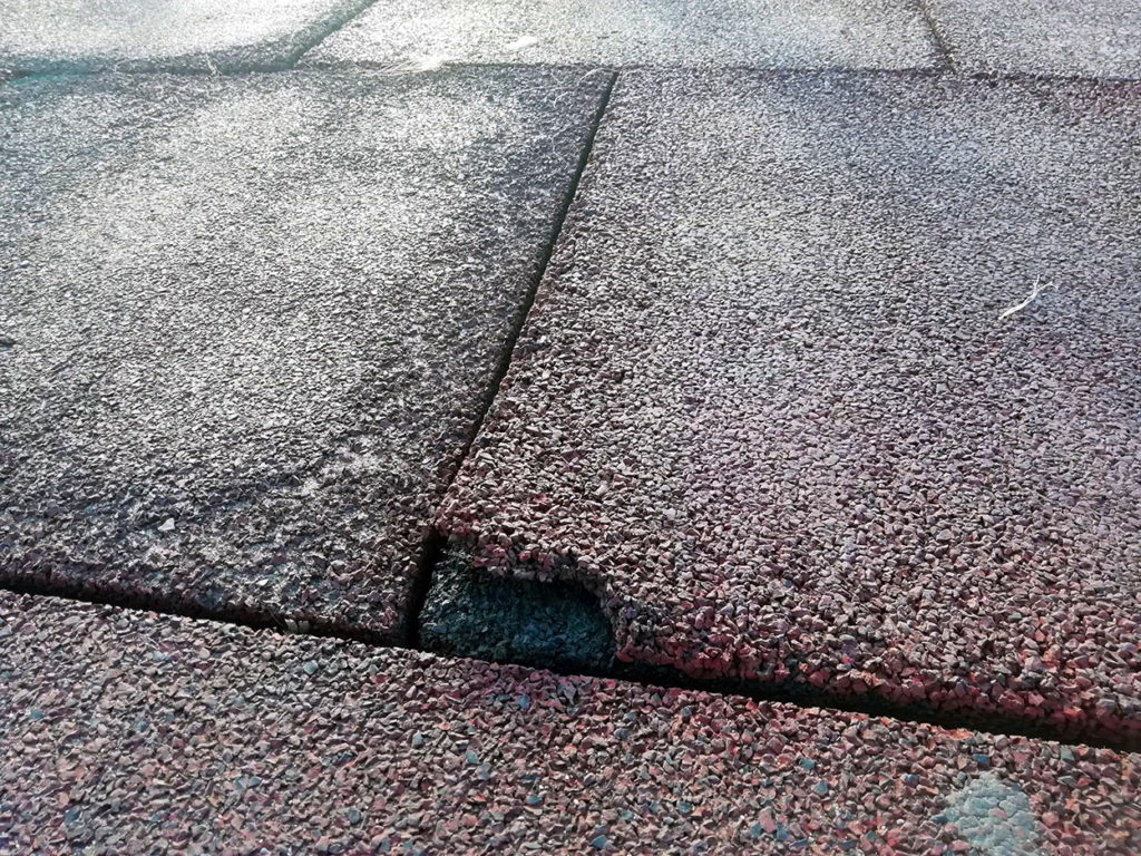 Качество vs Экономия: почему дешевая резиновая плитка может стоить вам больше - фото №1